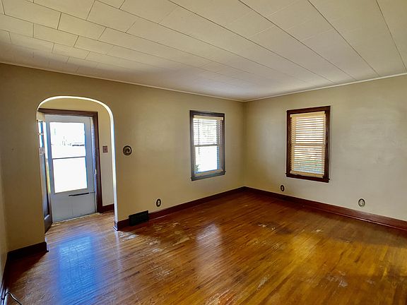 3rd image of 1309 Saint Joseph Ave