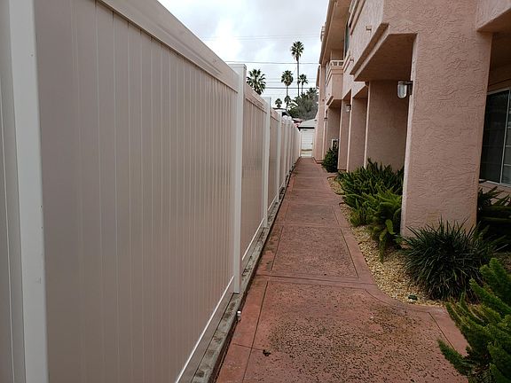 5th image of 1056 Diamond St