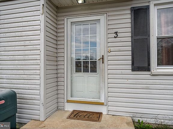 4th image of 3 Cloverdale Rd