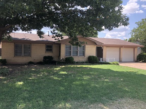 2nd image of 2410 Campus Ct