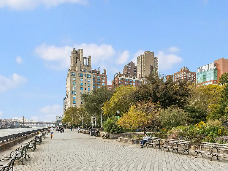 1582 York Ave #4AF — Photo 8