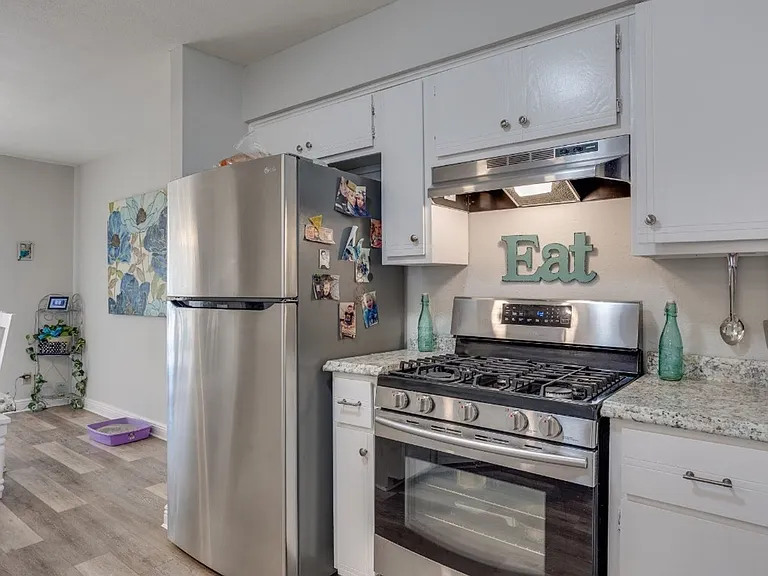 2334 Twisted Oak Dr #2334 — Photo 10