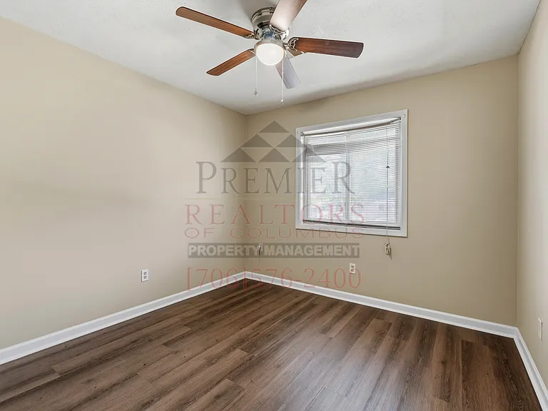 520 Asa Dr — Photo 18