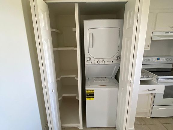 5th image of 1028 Windrose Dr #28