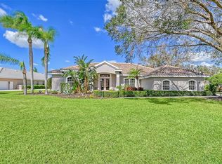 8975 Misty Creek Dr, Sarasota, FL 34241