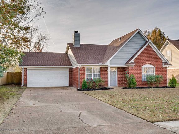 3rd image of 5595 Kentwood Dr