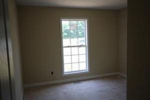 4th image of 1125 Everwood Dr