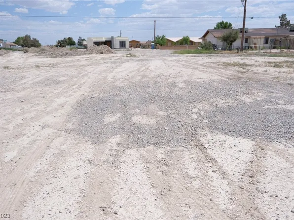 2401 S Mandy Ave, Pahrump, NV 89048