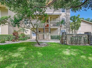 18390 SE Wood Haven Lane #E, Jupiter, FL 33469