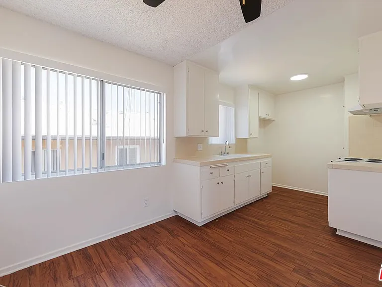 Kitchen/Dining #1