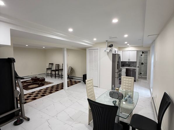 (undisclosed Address)