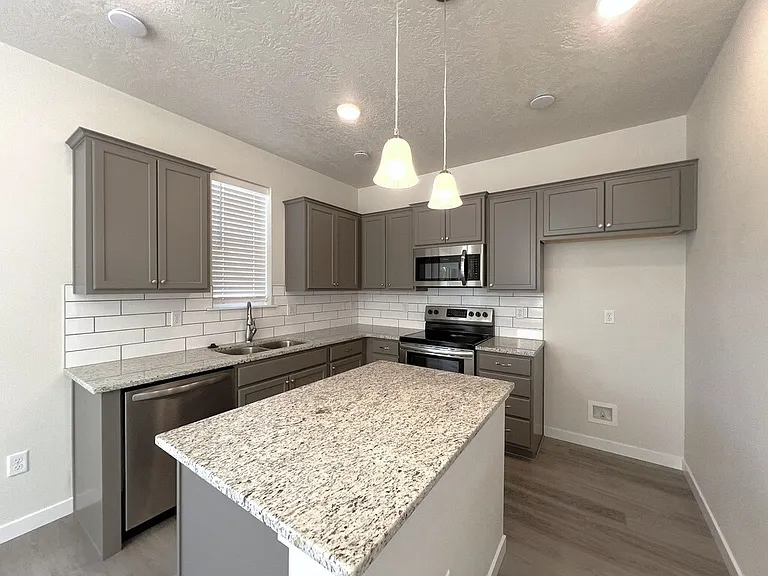 10744 W Brownstone Ln — Photo 15