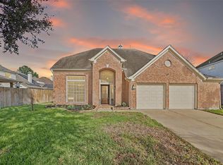 16210 Broken Timber Cir, Houston, TX 77095