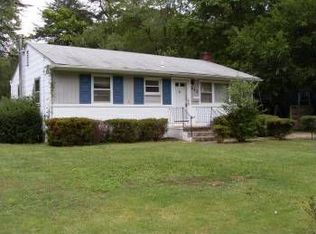 213 Elm St SW, Vienna, VA 22180
