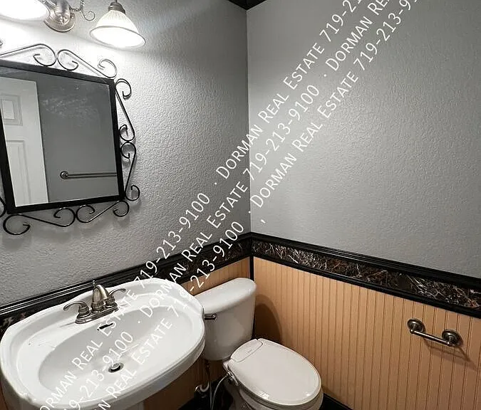 6931 Hillock Dr — Photo 11