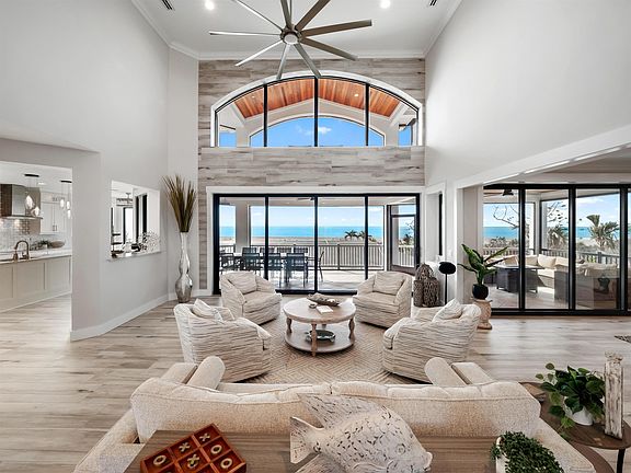 3rd image of 3611 W Gulf Dr