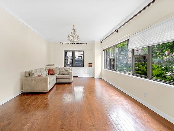 2nd image of 16 Sutton Pl