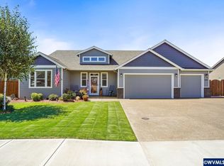 555 SE Belgian St, Sublimity, OR 97385