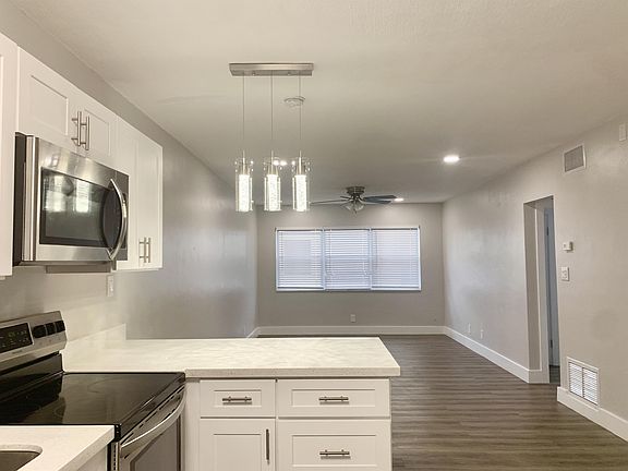 2nd image of 530 NE 20th St #9A