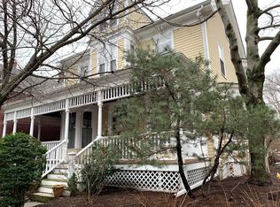 58 Trowbridge St #1, Cambridge, MA 02138