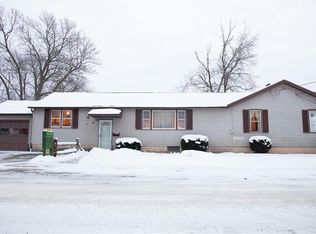 28 Raymond Ave, Corry, PA 16407