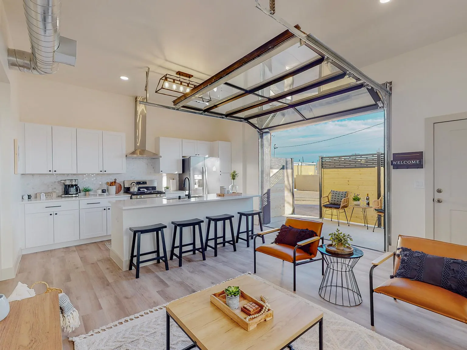 223 Sierra Dr SE — Photo 3