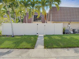 7720 77th Way, West Palm Beach, FL 33407