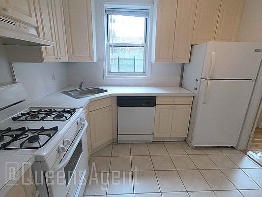 4th image of 110-48 72nd Ave #East5