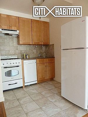 4th image of 21 W 120th St APT 7