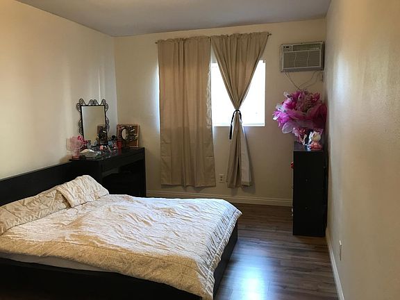 3rd image of 6009 Agnes Ave