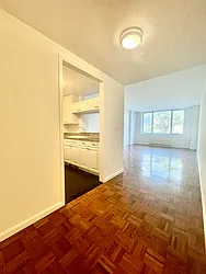 Rented by Addison Property Group