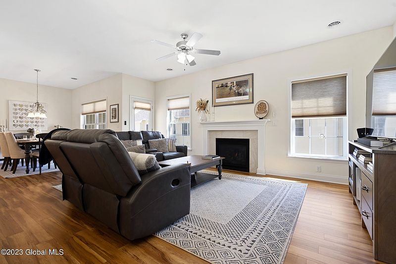 4th image of 69 Cornerstone Drive
