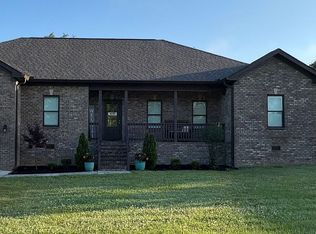 1215 Westview St NW, Hartselle, AL 35640