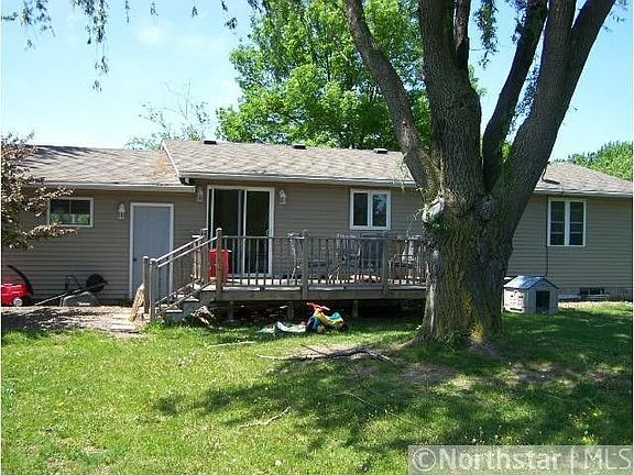 4th image of 634 Nevada Ave