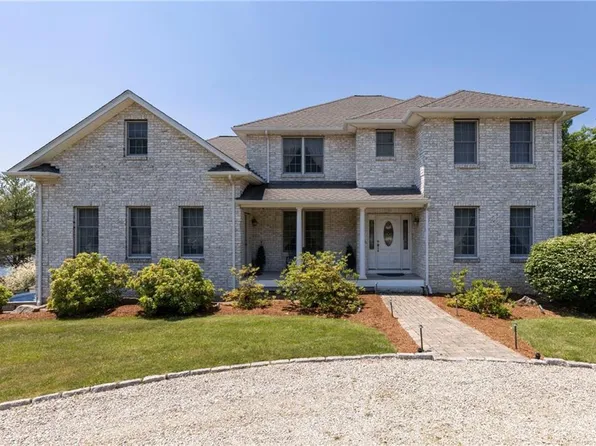30 Armond Way, Scituate, RI 02831