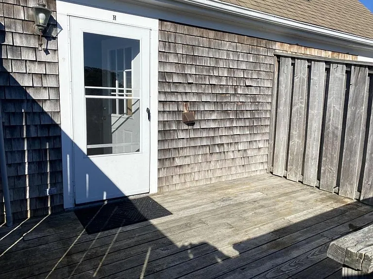 316 Sea St #H — Photo 8