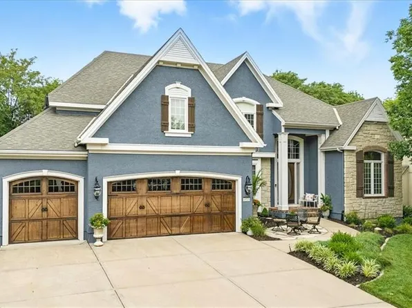14528 Mastin St, Overland Park, KS 66221