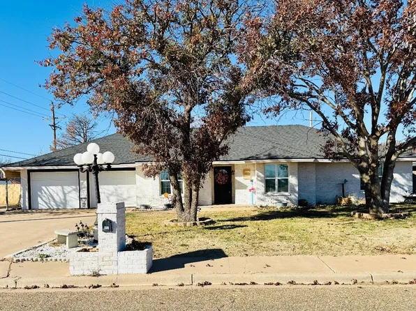 802 N Sherman Ave, Levelland, TX 79336