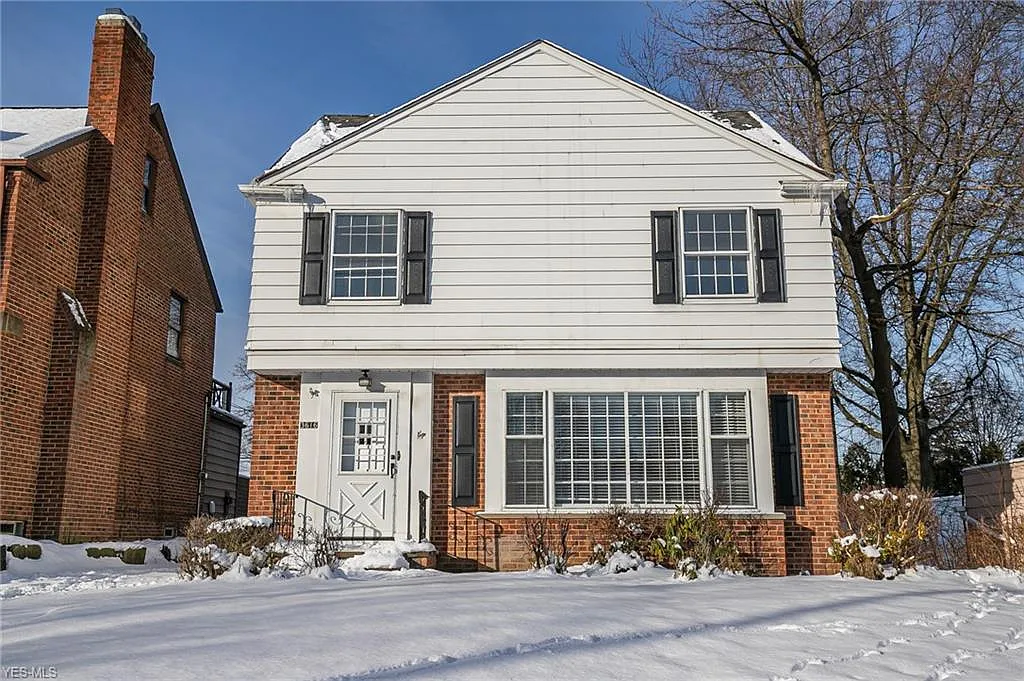 3616 Strathavon Rd photo 1