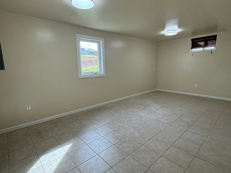 106 Bryant Rd — Photo 22