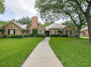 930 Balfour Dr, Cedar Hill, TX 75104