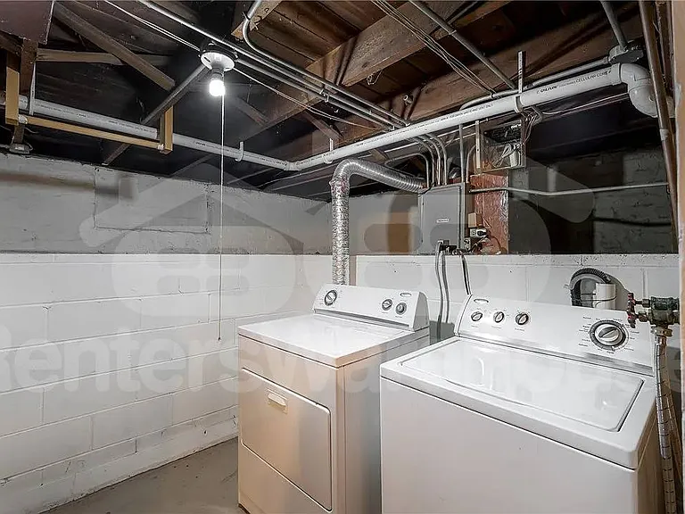 737 28th St — Photo 25