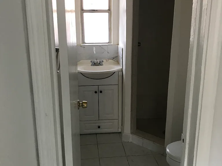 238 N Florence St #238 — Photo 6
