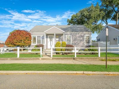 1080 N Broadway, Massapequa, NY, 11758