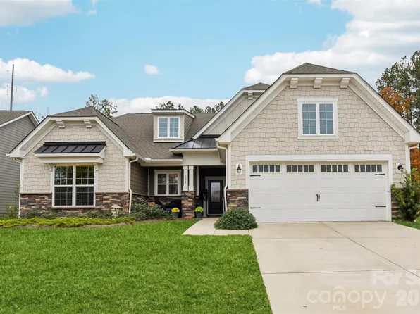 1328 Dali Blvd, Mount Holly, NC 28120