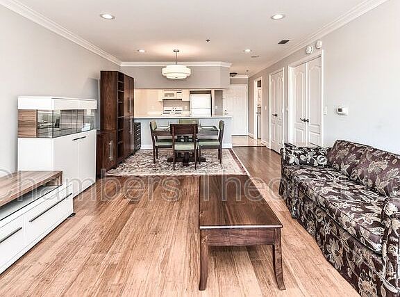 2nd image of 1050 N Stuart St APT 715