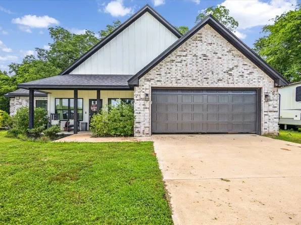 109 County Road 4612, Troup, TX 75789