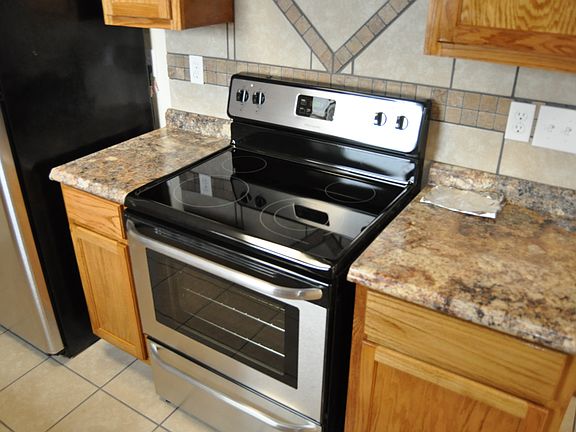 5th image of 5705 County Road 1143 Unit B