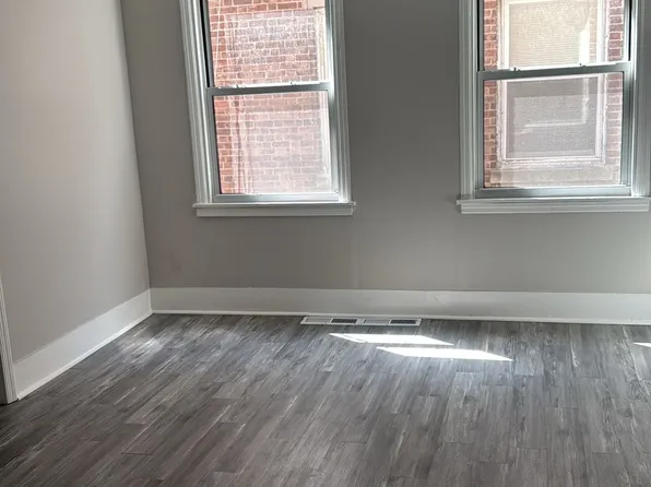 301 Dover St #2, Bridgeport, CT 06610