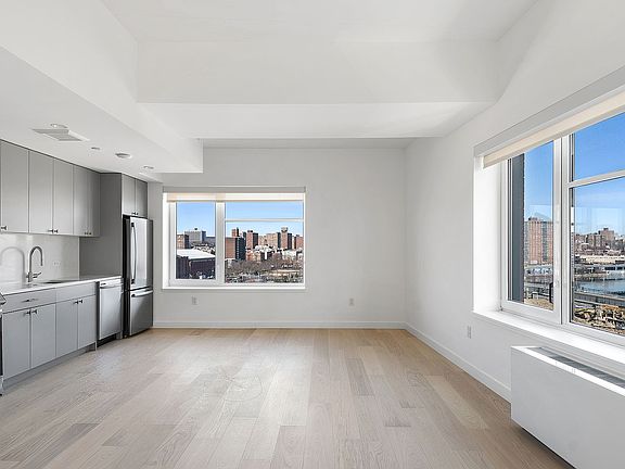 3rd image of 445 Gerard Ave #W535
